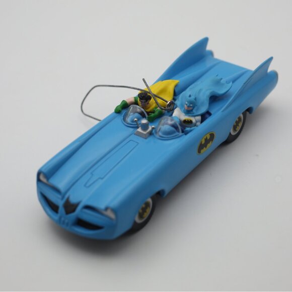 Vintage "Batmobile" Hallmark Keepsake Ornament 1995 - Picture 9 of 9